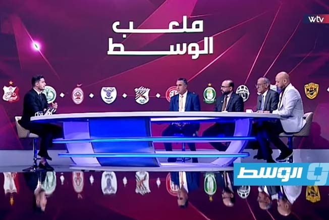 شاهد.. «ملعب الوسط» يشهد خلاف نجم وسويكر حول «ديربي» بنغازي