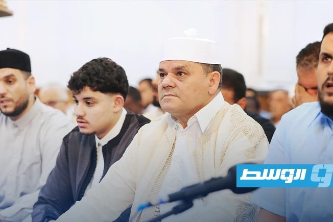 الدبيبة يؤدي صلاة العيد في مصراتة