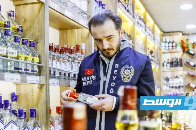 أزمة الكحول المغشوش توقع مزيدا من الضحايا في تركيا