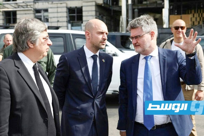 وزير الخارجية الفرنسي يلتقي زيلينسكي في كييف
