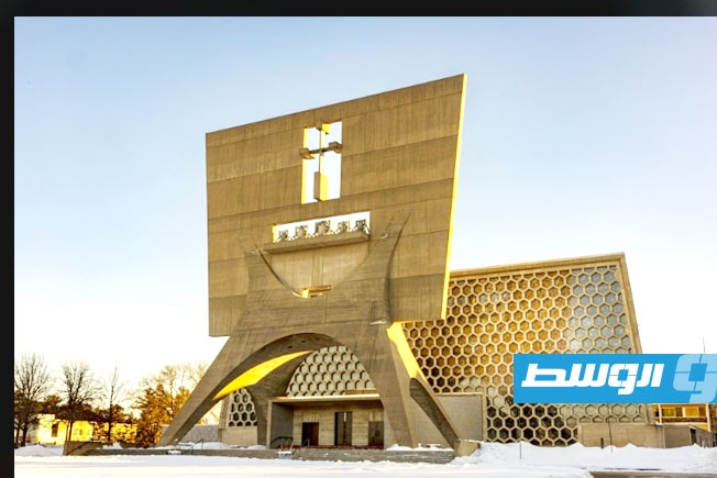 كنيسة خرسانية ألهمت فيلم «ذي بروتاليست» الذي ينافس على الأوسكار