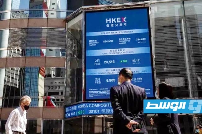 هونغ كونغ تعلّق خدمة إرسال الطرود إلى الولايات المتحدة