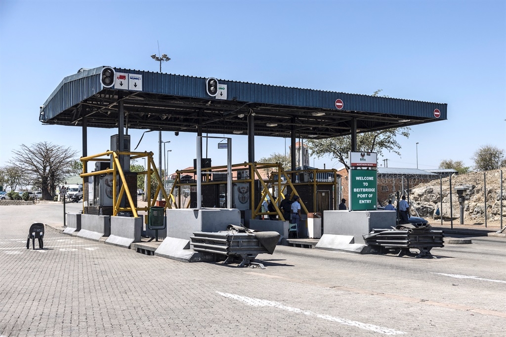 BMA officials among nine people arrested for corruption at Beitbridge border post