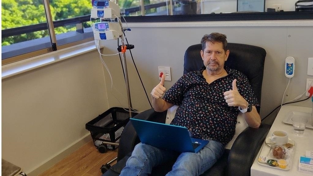 Not alone: Beloved editor battling cancer humbled by R700k donations, some from strangers