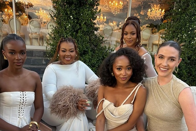 Glam in the cold: How to slay a winter wedding