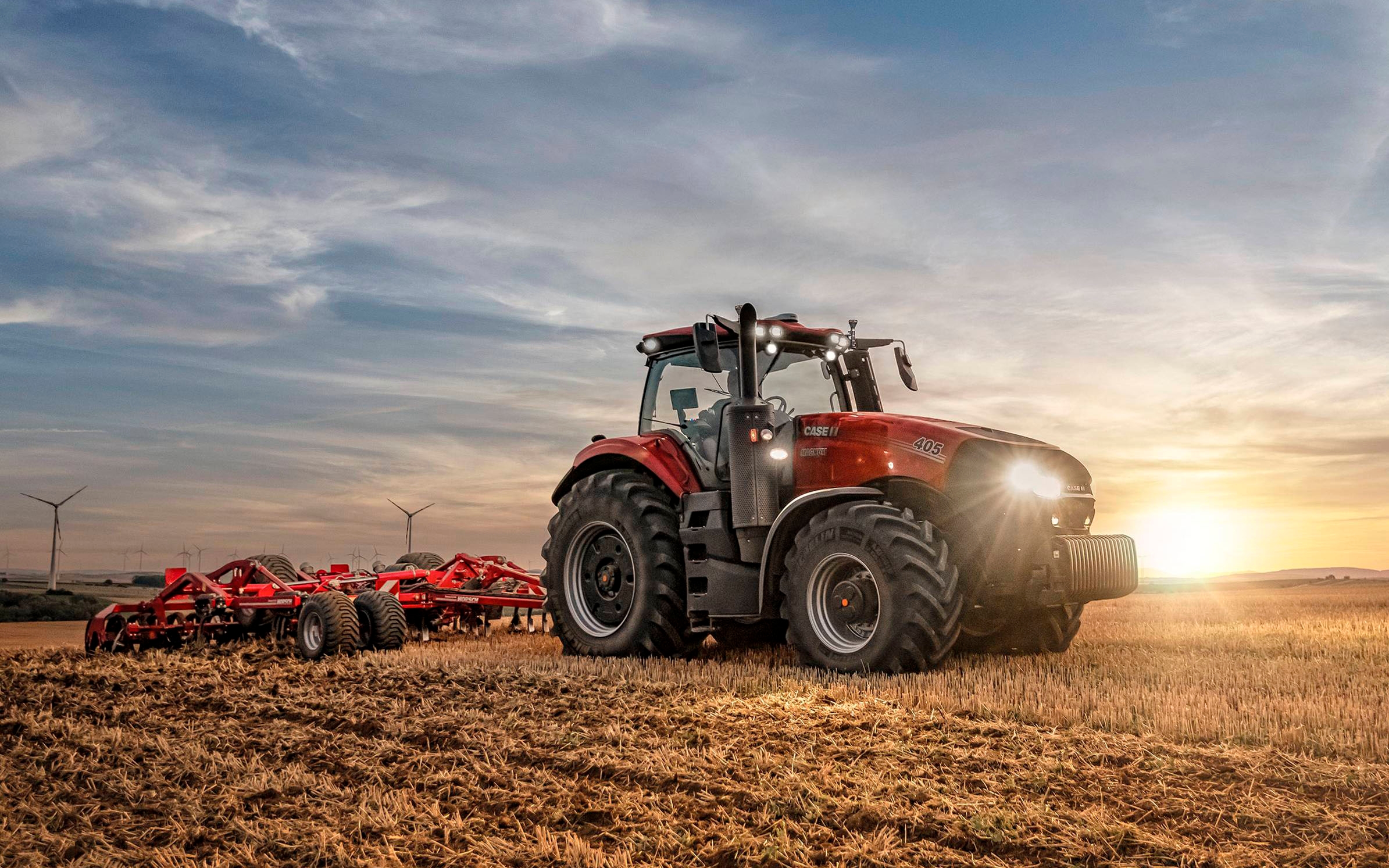 Case boost Magnum tractor range to 435hp