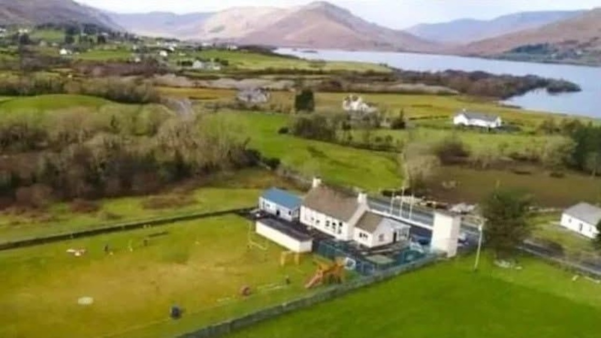 Co. Galway farmer fronts campaign to retain second teacher