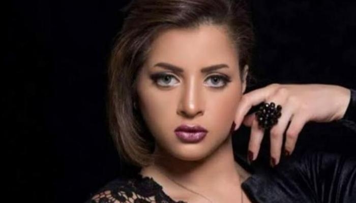 منى فاروق أمام النيابة تمهيدا لمحاكمتها.. ما القصة؟