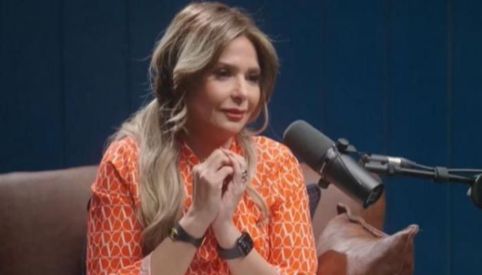 «لما نموت».. صابرين تثير الجدل بتصريحات عن الحجاب