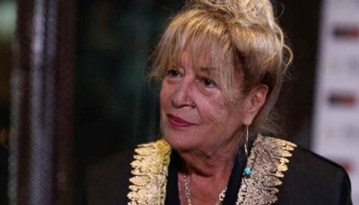 منى واصف تلتقي ابنها في دمشق بعد 20 عامًا من الغياب (فيديو)
