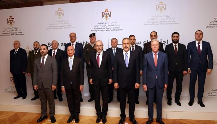 جغرافيا الكبتاجون والإرهاب تفرض معادلة «3×5» باجتماع غير مسبوق