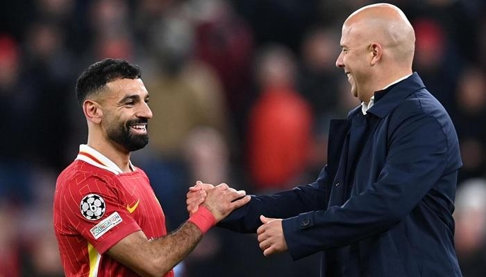 أين ذهبت ابتسامة محمد صلاح؟.. أرني سلوت يجيب