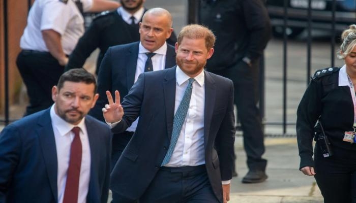جلسات مغلقة وتكاليف باهظة.. تفاصيل قضية الحماية الأمنية للأمير هاري
