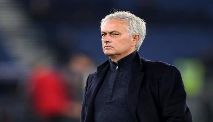 «ضيف جديد» يرسم عودة مورينيو إلى الدوري الإنجليزي