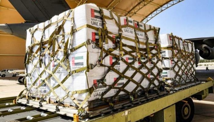 الإمارات توزع طرودا صحية على مرضى السرطان في غزة