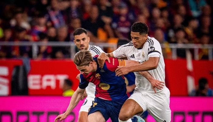 هدايا لامين يامال وهجوم على الحكم.. 6 مشاهد من كلاسيكو الكأس