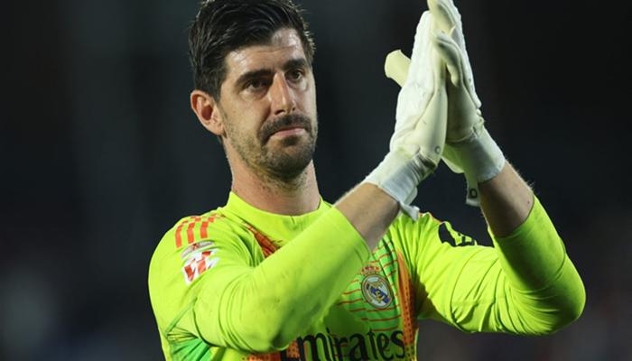 من أجل كورتوا.. ريال مدريد يكسر قاعدته