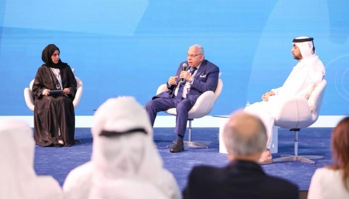 «أبوظبي للكتاب» يحتفي بإسهامات علي بن حاتم وبسام شبارو
