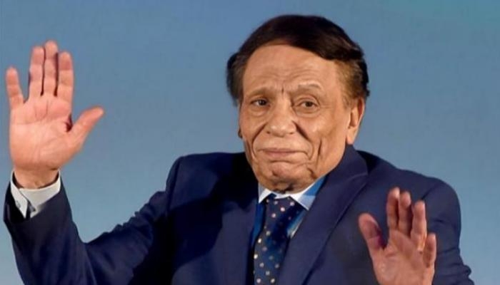 ٣ مشاريع سينمائية جديدة.. عادل إمام يعود للأضواء بعد غياب 15 عاما
