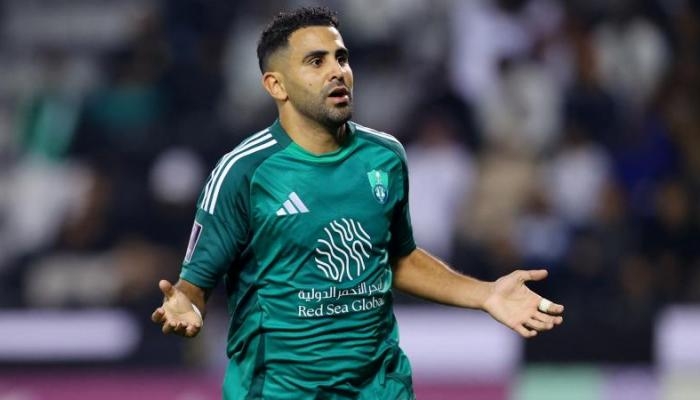 عقله في مانشستر.. ماذا قدم محرز خلال فوز الأهلي على التعاون؟