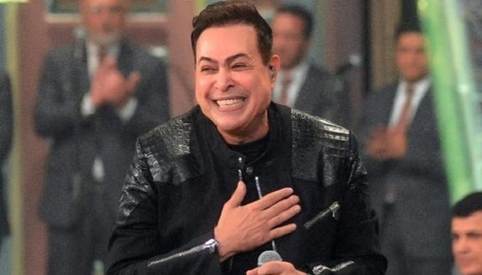 بعد محمد منير وأحمد سعد.. حكيم ينضم إلى «روتانا»