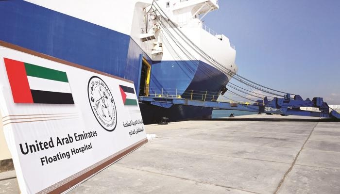 وفد سنغافوري رفيع يشيد بالمستشفى الإماراتي العائم في العريش