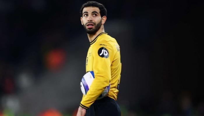 مدرب ولفرهامبتون يصدم ريان آيت نوري
