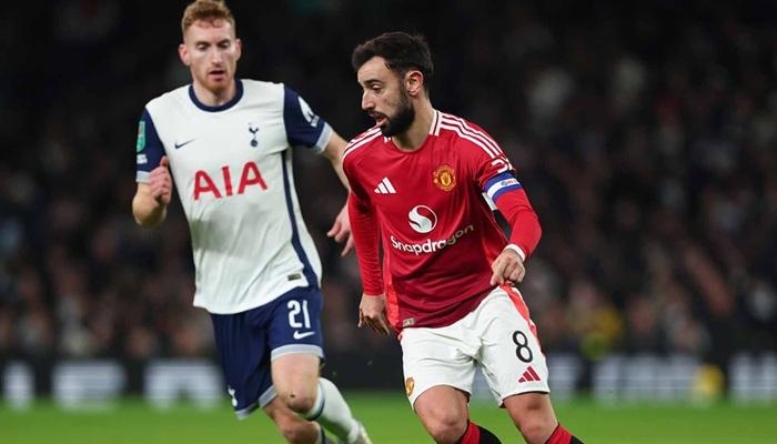 سياسة التقشف تحرج مانشستر يونايتد في نهائي الدوري الأوروبي