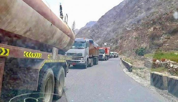 هجمات الحوثيين تهدد شريان عدن - صنعاء.. معاناة المدنيين تتفاقم