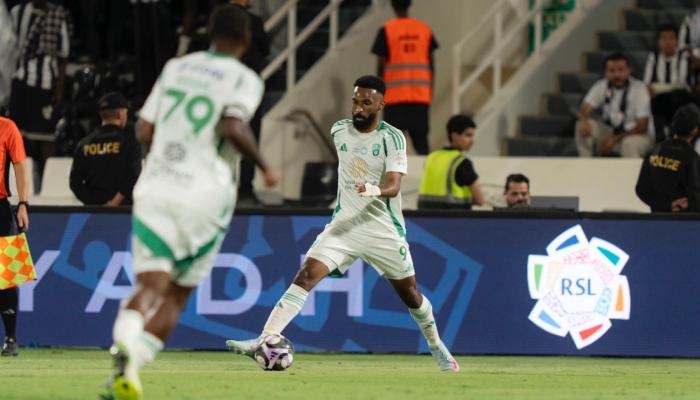 موعد مباراة الأهلي والخلود في الدوري السعودي 2025 والقنوات الناقلة