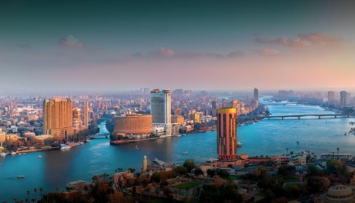 الأرصاد في مصر: انخفاض حاد في درجات الحرارة ليلا ونشاط للرياح نهارا