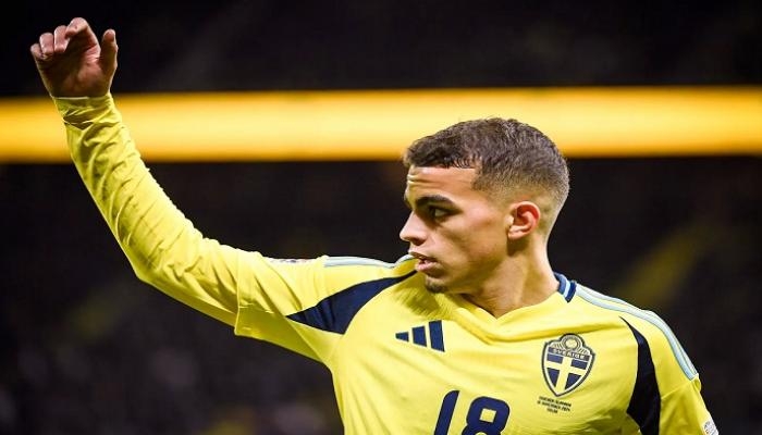 تحسبا لودية الجزائر.. منتخب السويد يستعين بسلاح عربي