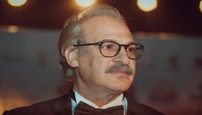 تمهيدا لإطلاق سراحه خلال الساعات القادمة.. نقل المخرج عمر زهران إلى قسم الدقي