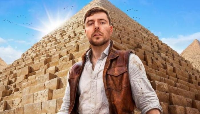 رغم أن رصيده بالبنك مليون دولار.. «مستر بيست» يصبح من أصغر مليارديرات العالم