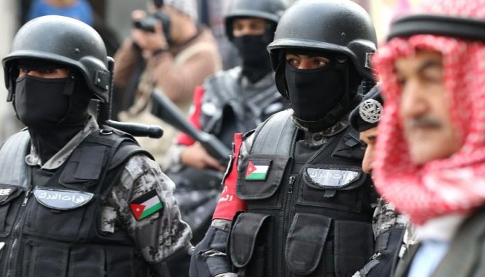 الأردن يحبط أكبر محاولة لتهريب مادة «الكريستال القاتل»