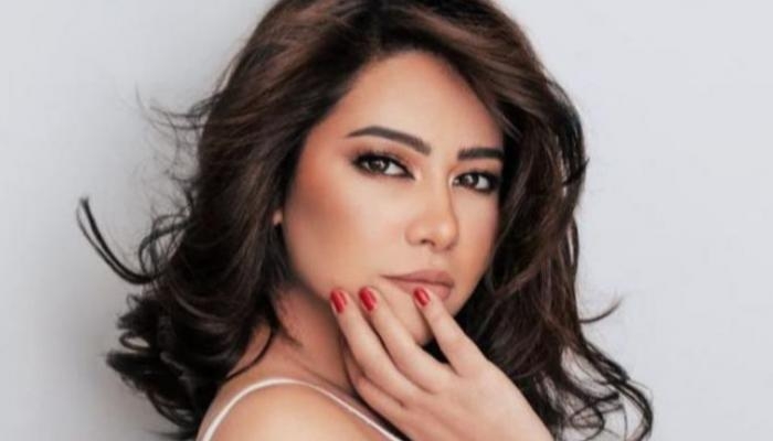 شيرين تعيد نشر أغانيها بعد إنهاء نزاعها القضائي مع «روتانا»