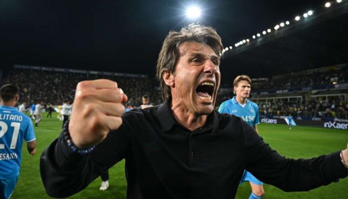بعد إنجازه مع نابولي.. كونتي «سيد» الدوري الإيطالي