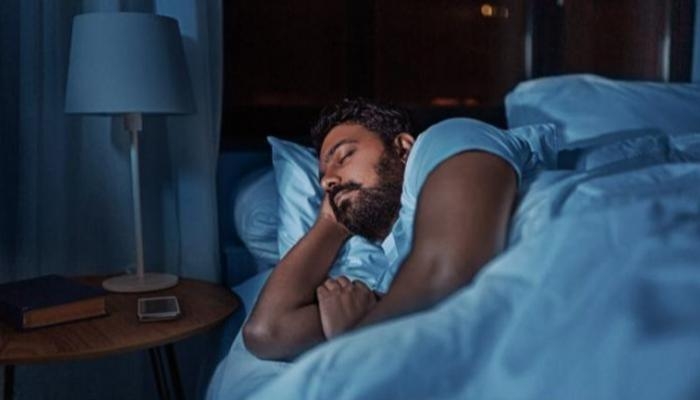دراسة تكشف التأثير الخطير لقلة النوم على صحة القلب