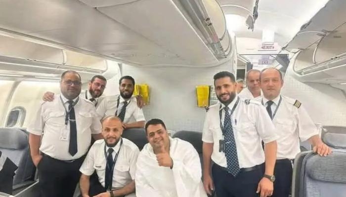 فيديو.. طائرة «تأبى التحليق» إلى السعودية دون الحاج الليبي عامر