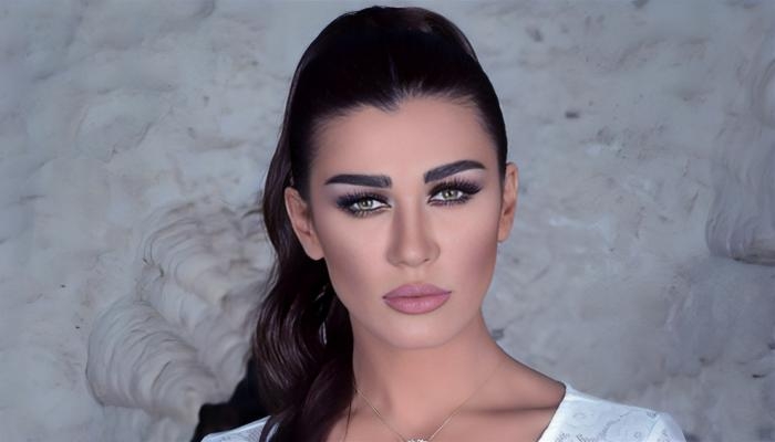 نادين الراسي: طليقي الأول «رجل» والثاني «ذكر».. وأريد زوجة لابني «مثلي»
