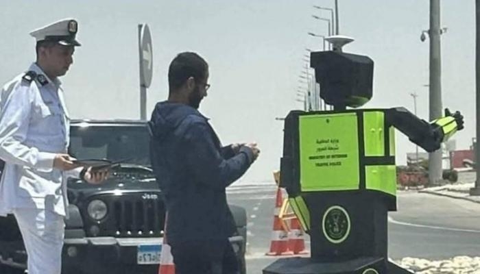 «الرادار الروبوت» في مصر.. أحدث أدوات المرور لضبط المخالفات