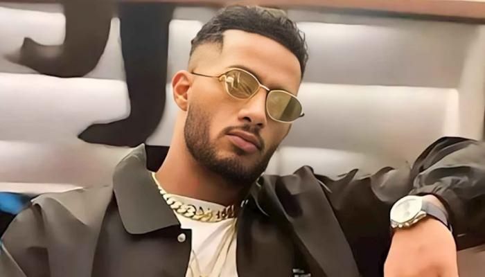 بعد أن استعد لـ«ثورة العبيد» محمد رمضان يفاجئ جمهوره بالـ«حرامية»