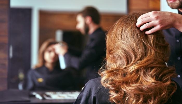 وزارة الصحة العراقية تحذر: 3 إصابات بالإيدز داخل صالونات تجميل نسائية