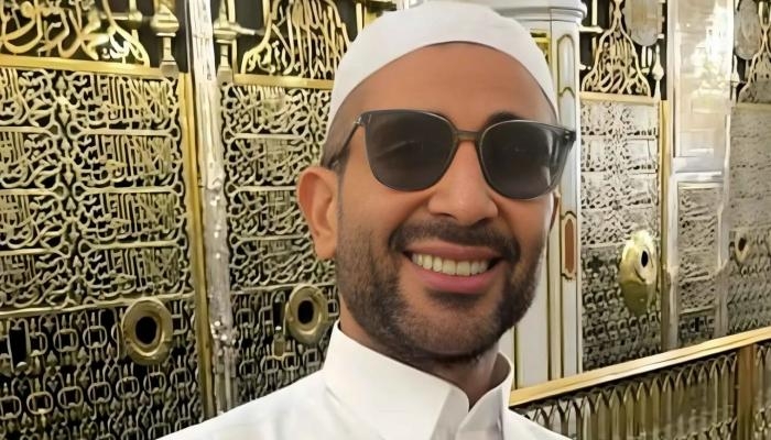 «تبت إلى الله».. فصل جديد في حياة أحمد سعد يبدأ من المسجد النبوي