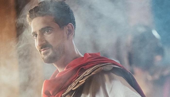 سيف ونيران وطبول.. كيف قدم الأهلي صفقة محمد علي بن رمضان؟ (فيديو)