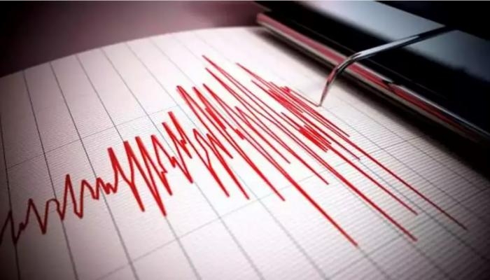زلزال بقوة 5.2 درجة يضرب جزيرة «سيرام» الإندونيسية