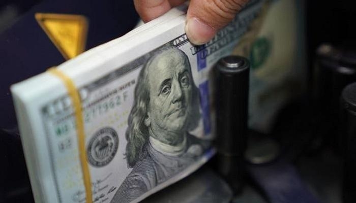تسارع وتيرة تراجع الدولار مقابل الجنيه المصري.. مؤشرات إيجابية