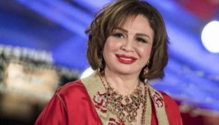 إلهام شاهين «عالقة» في بغداد