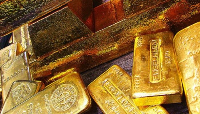 سعر الذهب يتراجع رغم تصاعد الصراع الإسرائيلي الإيراني.. الدولار أقوى