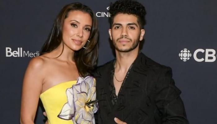 مينا مسعود: إميلي شاه ذكّرتني بالمصريين.. وهذا سر انجذابي لها